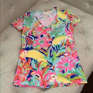 Lilly Pulitzer Top.